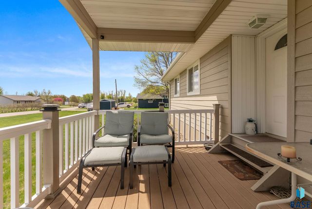 26963 Elmen Pl Place, Sioux Falls, SD 57108