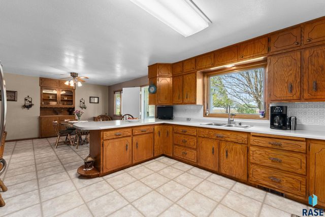 26963 Elmen Pl Place, Sioux Falls, SD 57108