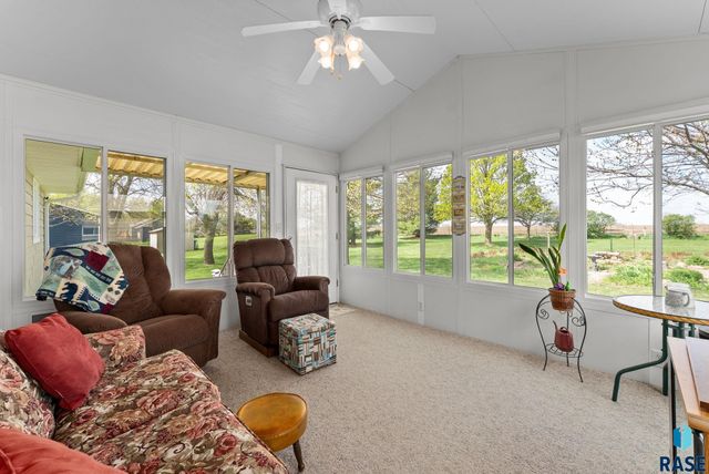 26963 Elmen Pl Place, Sioux Falls, SD 57108