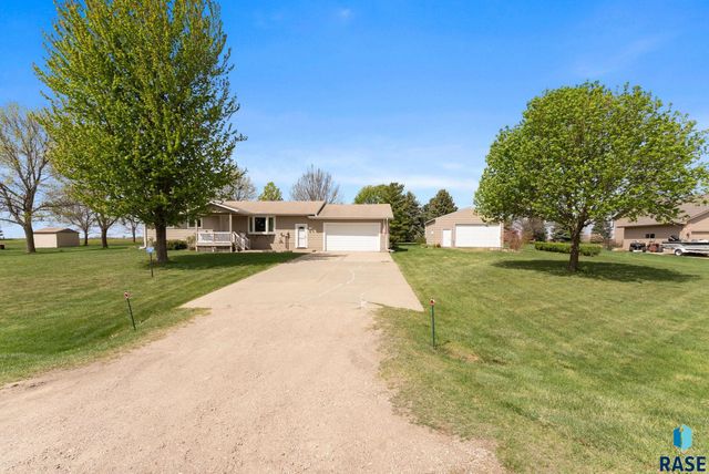26963 Elmen Pl Place, Sioux Falls, SD 57108