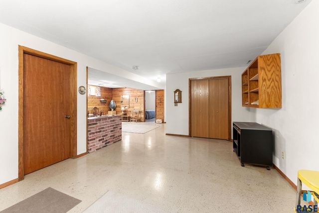26963 Elmen Pl Place, Sioux Falls, SD 57108