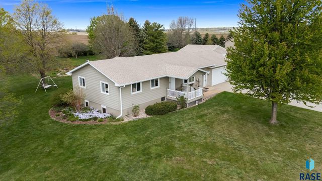 26963 Elmen Pl Place, Sioux Falls, SD 57108