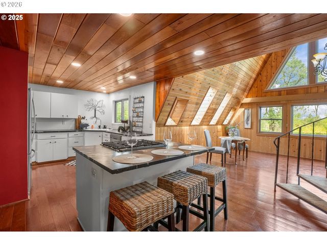 28430 KINGSBURY Rd, Lebanon, OR 97355