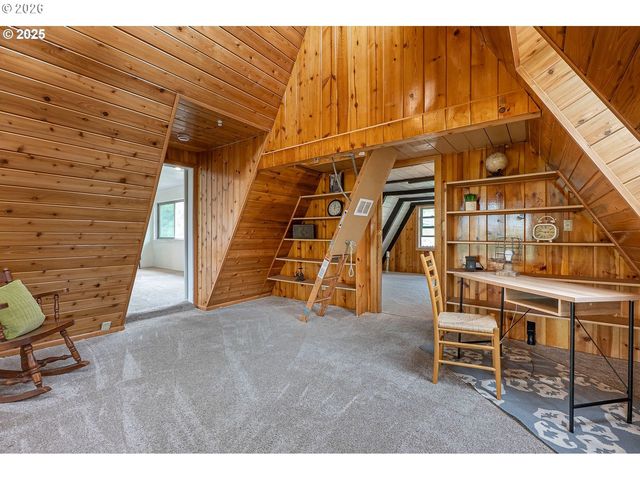 28430 KINGSBURY Rd, Lebanon, OR 97355