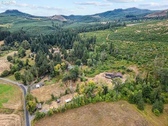 28430 KINGSBURY Rd, Lebanon, OR 97355