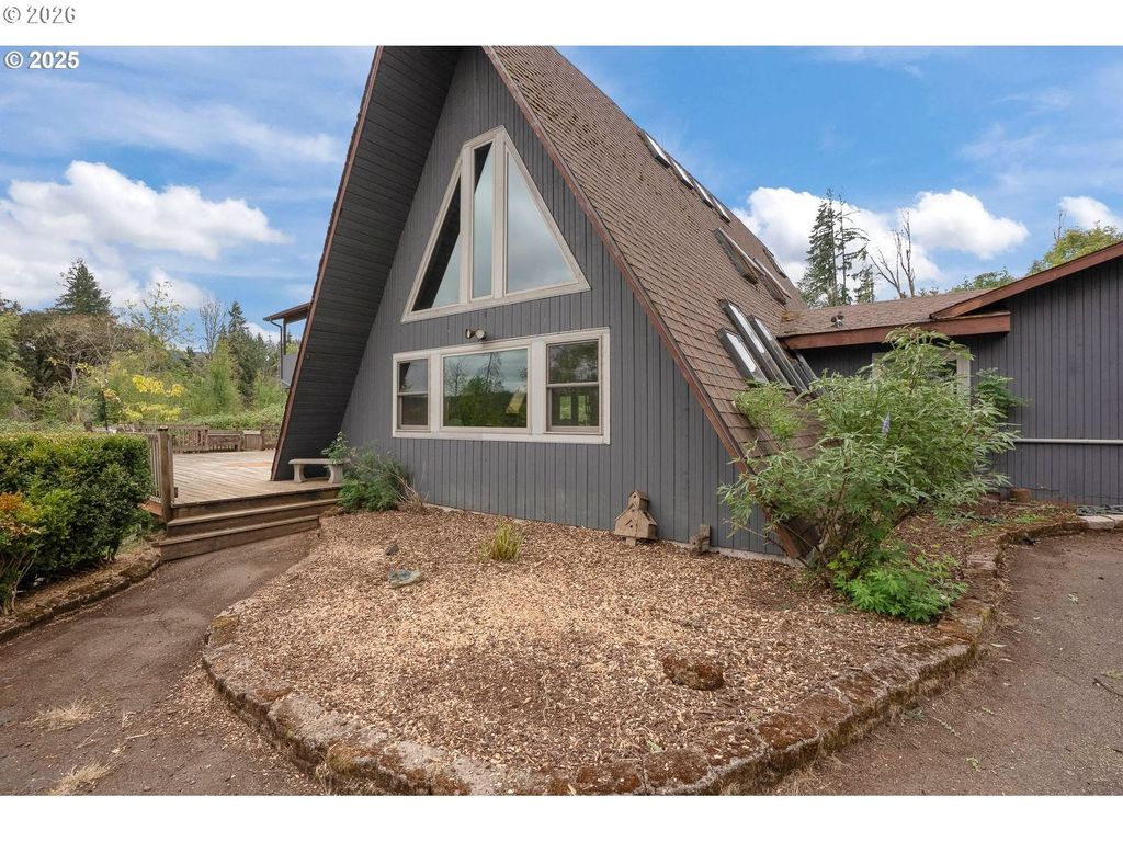 28430 KINGSBURY Rd, Lebanon, OR 97355