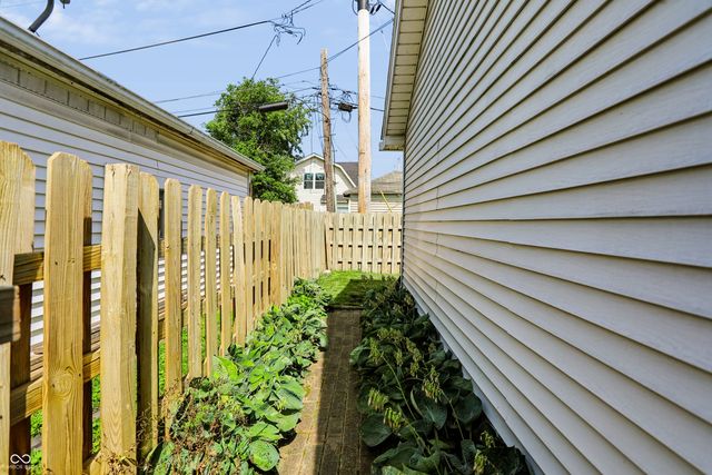 19 N Tremont Street, Indianapolis, IN 46222