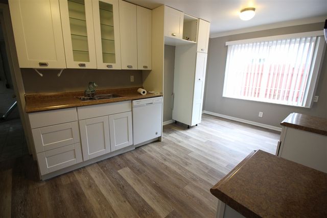 34896 Currier Street, Wayne, MI 48184