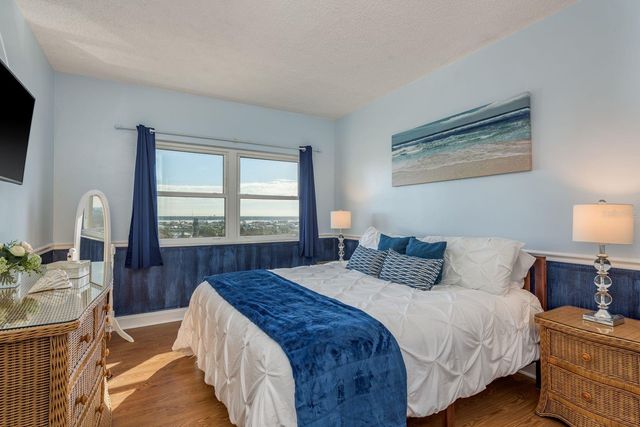 880 MANDALAY AVENUE C804, Clearwater Beach, FL 33767