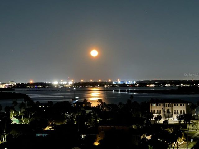 880 MANDALAY AVENUE C804, Clearwater Beach, FL 33767