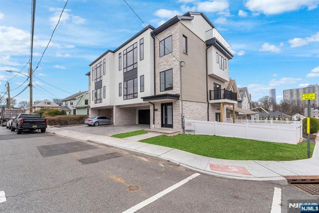 2026 Marguerite Street Right, Fort Lee, NJ 07024
