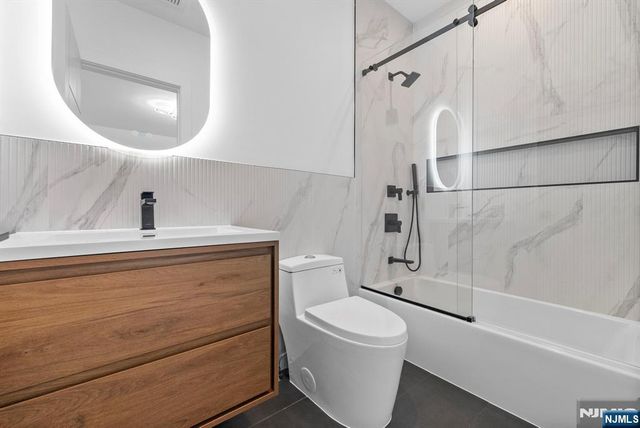 2026 Marguerite Street Right, Fort Lee, NJ 07024