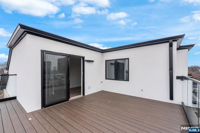 2026 Marguerite Street Right, Fort Lee, NJ 07024