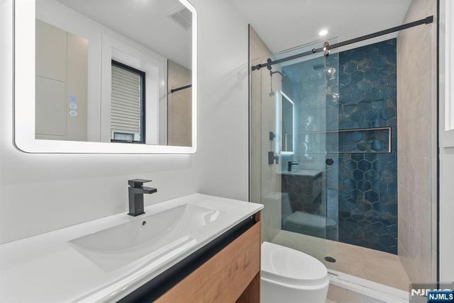 2026 Marguerite Street Right, Fort Lee, NJ 07024