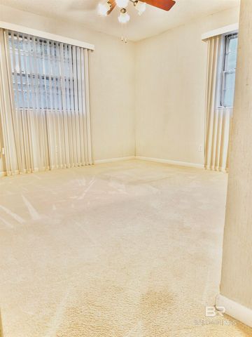 9182 Bay View Drive, Lillian, AL 36549