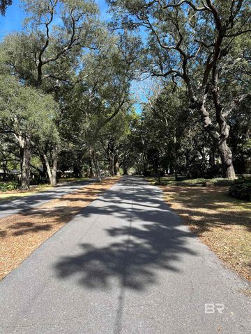 9182 Bay View Drive, Lillian, AL 36549