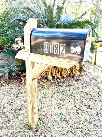 9182 Bay View Drive, Lillian, AL 36549