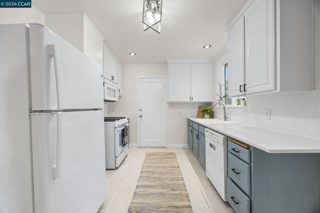 59 La Cruz Ave, Benicia, CA 94510