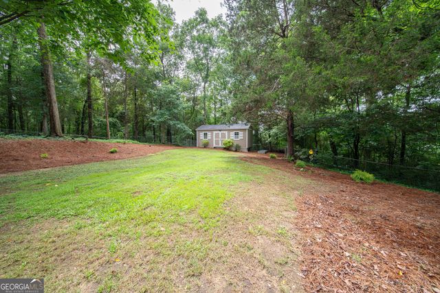 213 Douglas Drive, Ellerslie, GA 31807