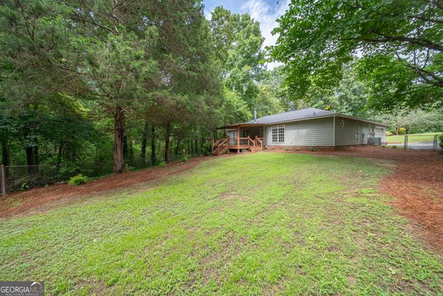 213 Douglas Drive, Ellerslie, GA 31807