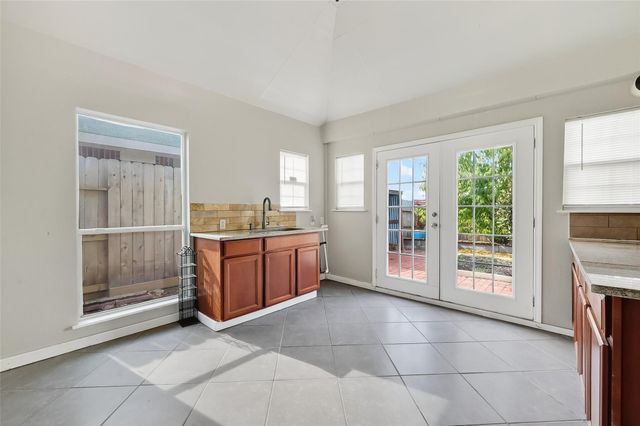 5623 Brookhollow Oaks Trail, Houston, TX 77084