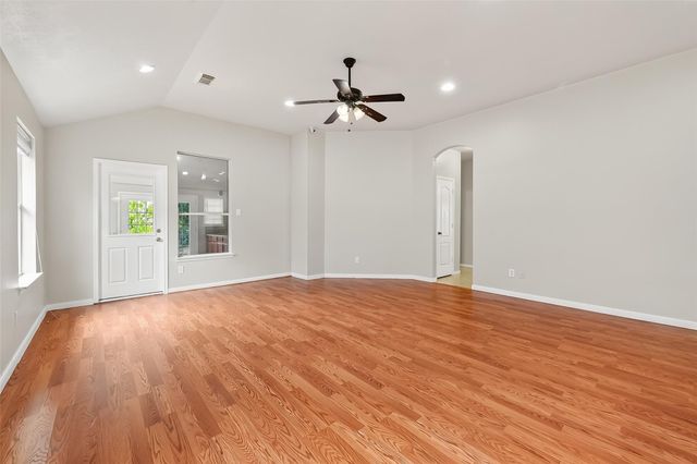 5623 Brookhollow Oaks Trail, Houston, TX 77084