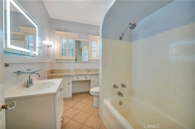 4124 E Broadway, Long Beach, CA 90803