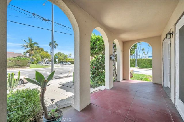 4124 E Broadway, Long Beach, CA 90803