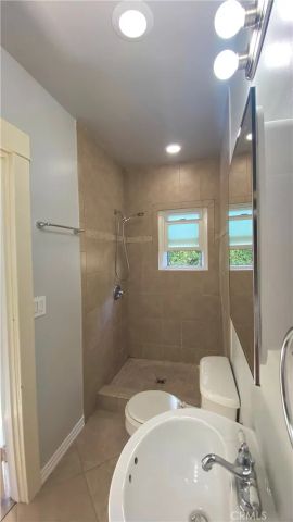 4124 E Broadway, Long Beach, CA 90803