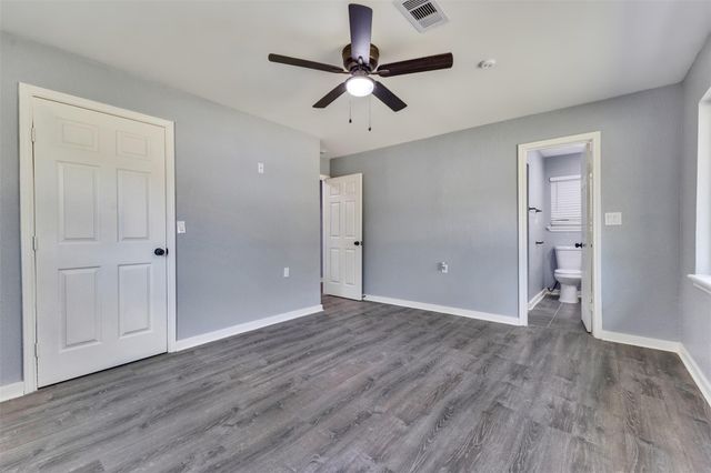 86 County Road 319, Cleveland, TX 77327