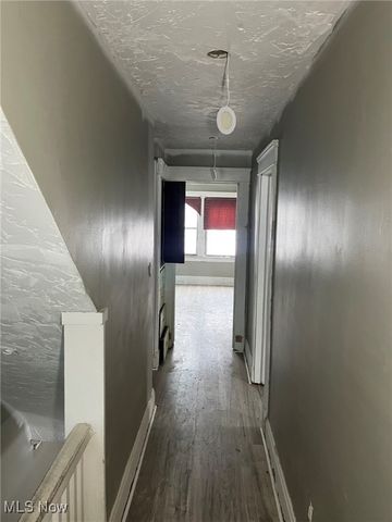 10212 Kinsman Road, Cleveland, OH 44104