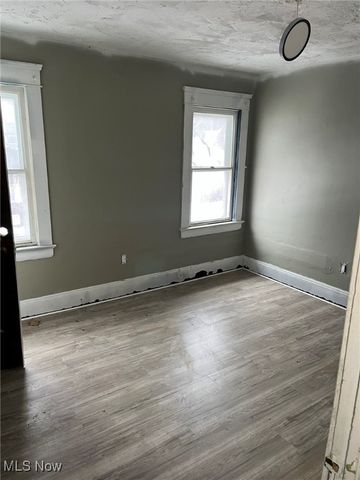 10212 Kinsman Road, Cleveland, OH 44104