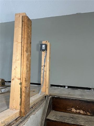 10212 Kinsman Road, Cleveland, OH 44104