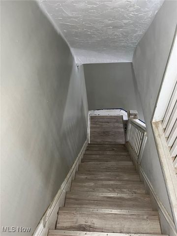 10212 Kinsman Road, Cleveland, OH 44104