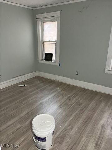 10212 Kinsman Road, Cleveland, OH 44104