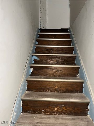 10212 Kinsman Road, Cleveland, OH 44104