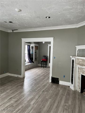 10212 Kinsman Road, Cleveland, OH 44104