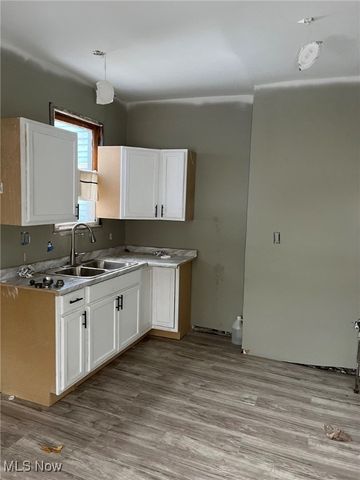 10212 Kinsman Road, Cleveland, OH 44104