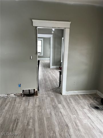 10212 Kinsman Road, Cleveland, OH 44104