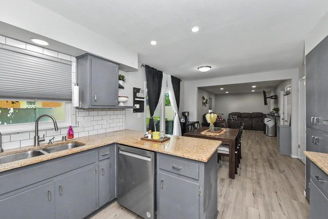 8348 Cold Spring ROAD, Greenfield, WI 53220