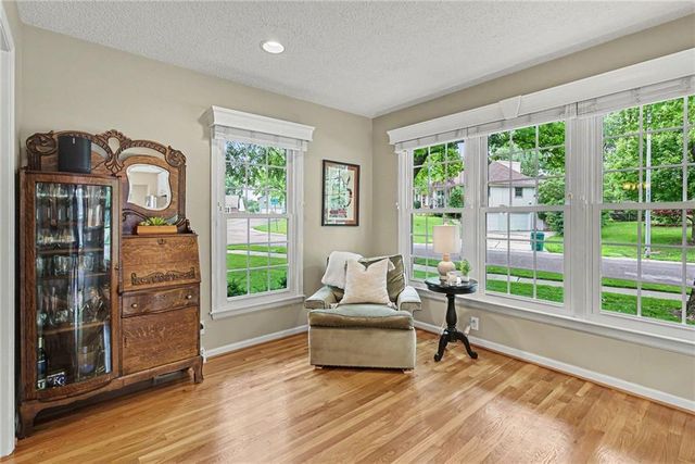 9159 Kessler Street, Overland Park, KS 66212