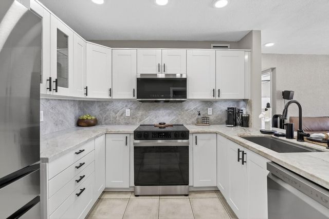 4451 SW 23rd Street, Fort Lauderdale, FL 33317