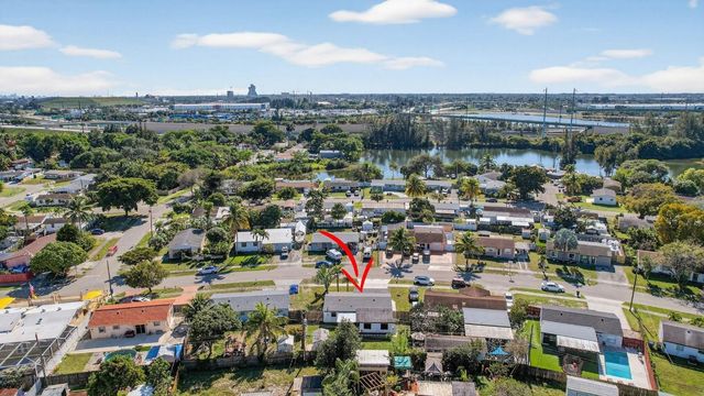 4451 SW 23rd Street, Fort Lauderdale, FL 33317