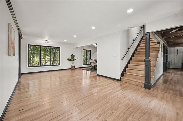 4811 Lees Summit Road, Kansas City, MO 64136