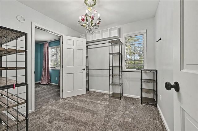 4811 Lees Summit Road, Kansas City, MO 64136