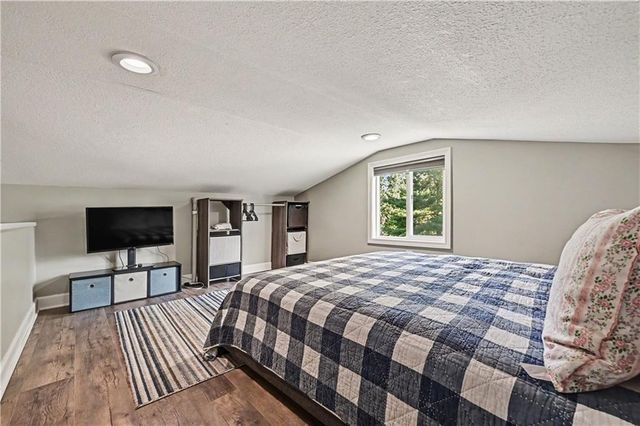 4811 Lees Summit Road, Kansas City, MO 64136