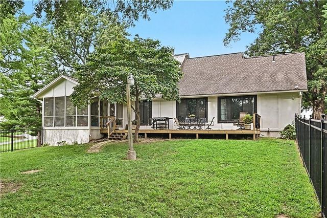4811 Lees Summit Road, Kansas City, MO 64136