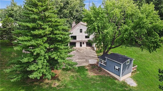 4811 Lees Summit Road, Kansas City, MO 64136