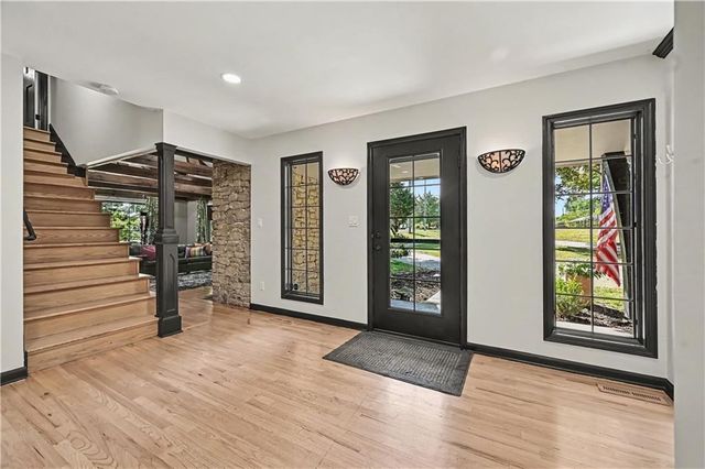 4811 Lees Summit Road, Kansas City, MO 64136