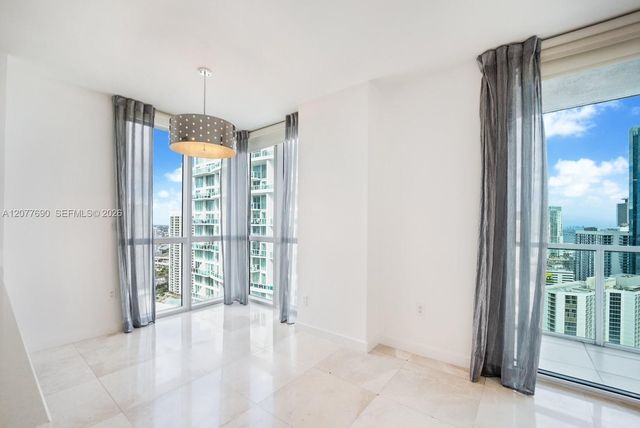 55 SE 6th Street 3901, Miami, FL 33131